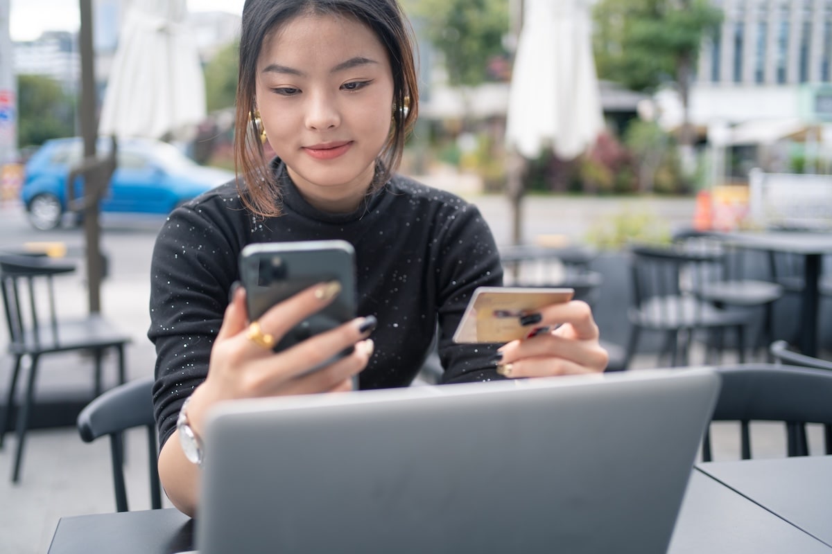 bringing pre-spend approvals to your expense program